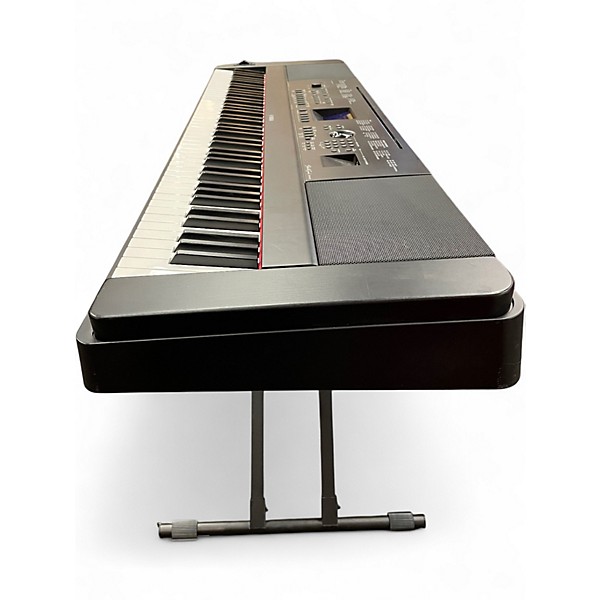 Used Yamaha DGX660 Portable Keyboard