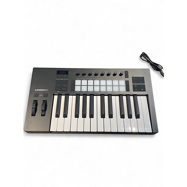 Used Novation Launchkey 25 Key MIDI Controller