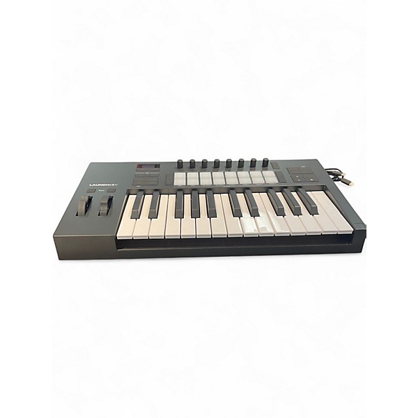 Used Novation Launchkey 25 Key MIDI Controller