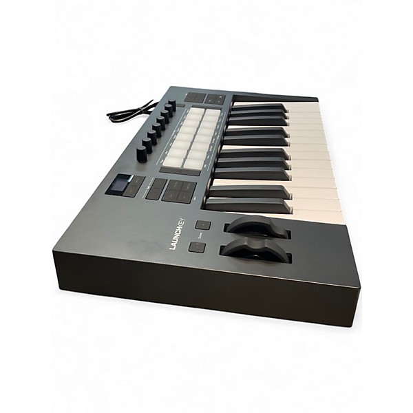 Used Novation Launchkey 25 Key MIDI Controller