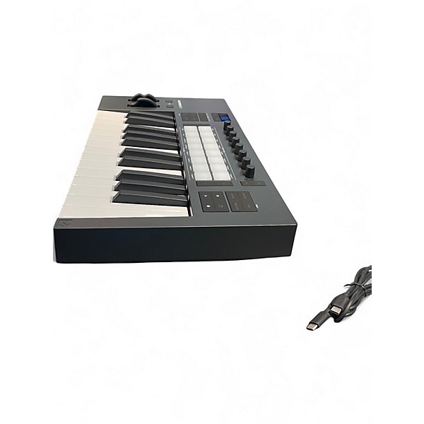 Used Novation Launchkey 25 Key MIDI Controller