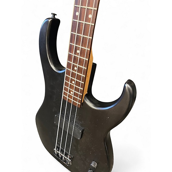 Used Dean Edge 09 4 String Black Electric Bass Guitar