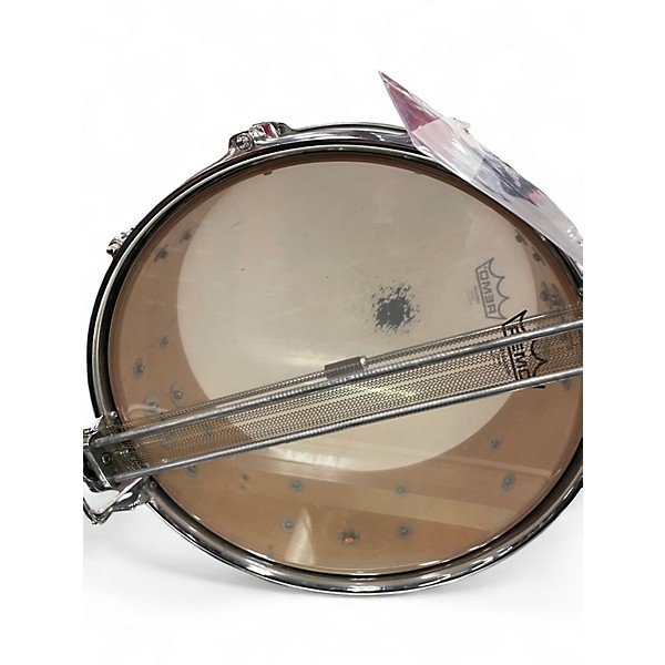 Used Pearl 14in Maple Shell White Drum