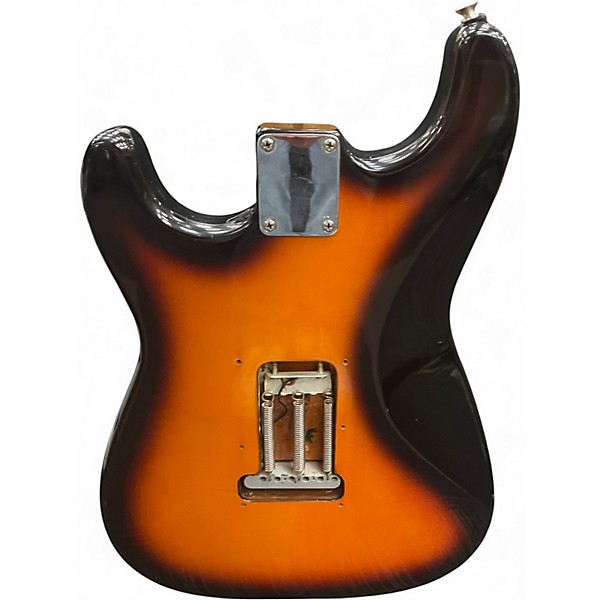 Used Fender California Series Stratocaster 2 Tone Sunburst Solid Body Electric Guitar