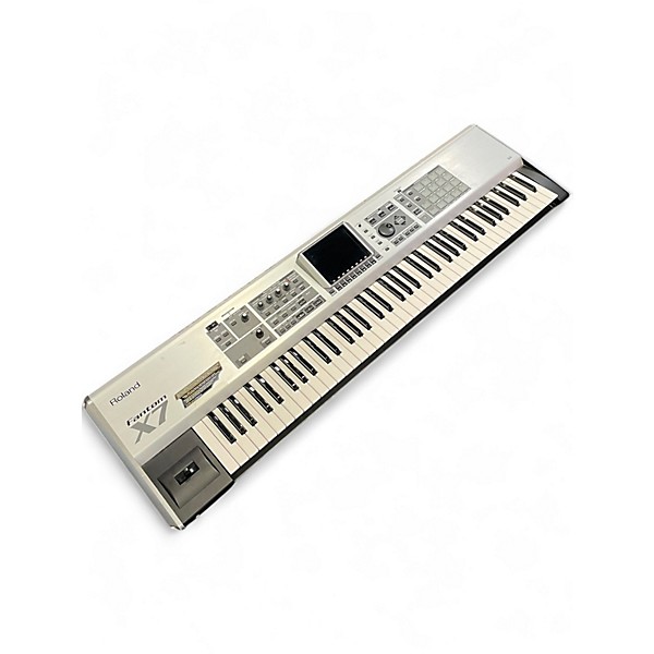 Used Roland Fantom X7 Keyboard Workstation