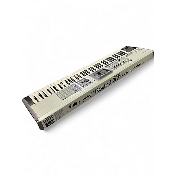 Used Roland Fantom X7 Keyboard Workstation
