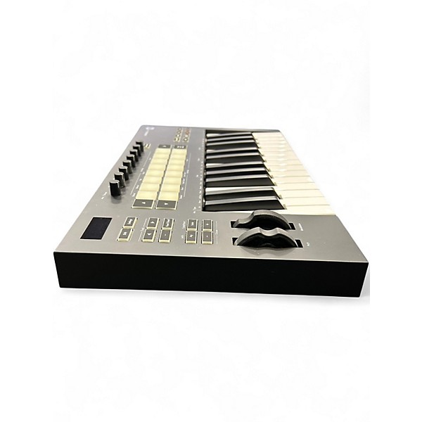 Used Novation Launchkey 25 Key MIDI Controller