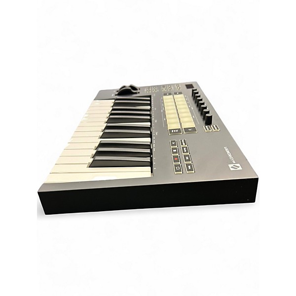 Used Novation Launchkey 25 Key MIDI Controller