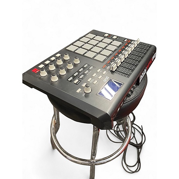 Used Akai Professional MPD32 MIDI Controller | Guitar Center
