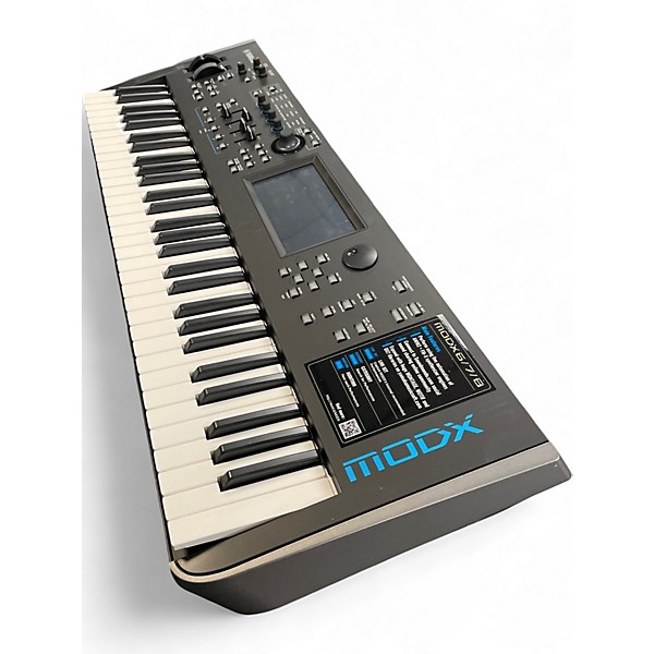 Used Yamaha MODX6 Keyboard Workstation