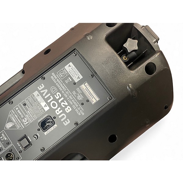 Used Behringer Eurolive B215D Powered Speaker