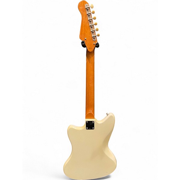 Used Bruno Conquerer Classic White Solid Body Electric Guitar