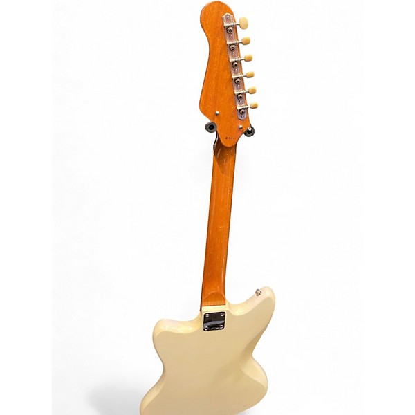 Used Bruno Conquerer Classic White Solid Body Electric Guitar