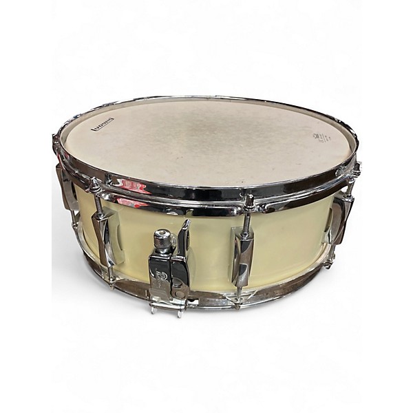 Used Pearl 5.5X14 limited edition snare white Drum