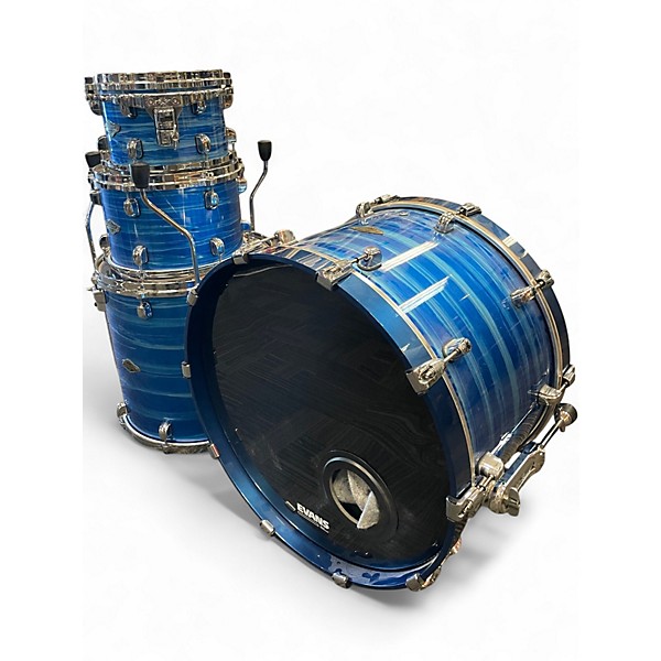 Used TAMA 4 Piece Starclassic Walnut/Birch Lacquer Ocean Blue Ripple Drum Kit