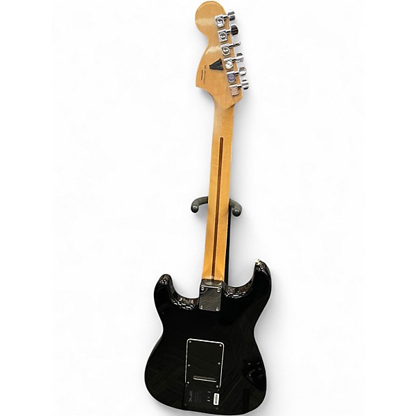 Used 2014 Fender Fishman triple play HSS Strat 3 Tone Sunburst Solid Body Electric Guitar
