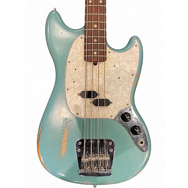 Used Fender JUSTIN MELDAL-JOHNSEN ROADWORN MUSTANG BASS Daphne Blue Electric Bass Guitar