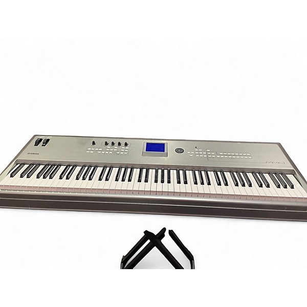 Used Yamaha MM8 88 Key Synthesizer
