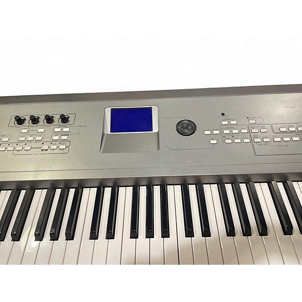 Used Yamaha MM8 88 Key Synthesizer