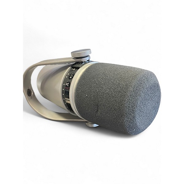 Used Shure MV7 Dynamic Microphone