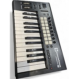 Used Novation Launchkey 25 Key MIDI Controller