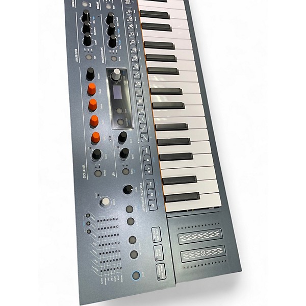 Used Arturia MINIFREAK Synthesizer