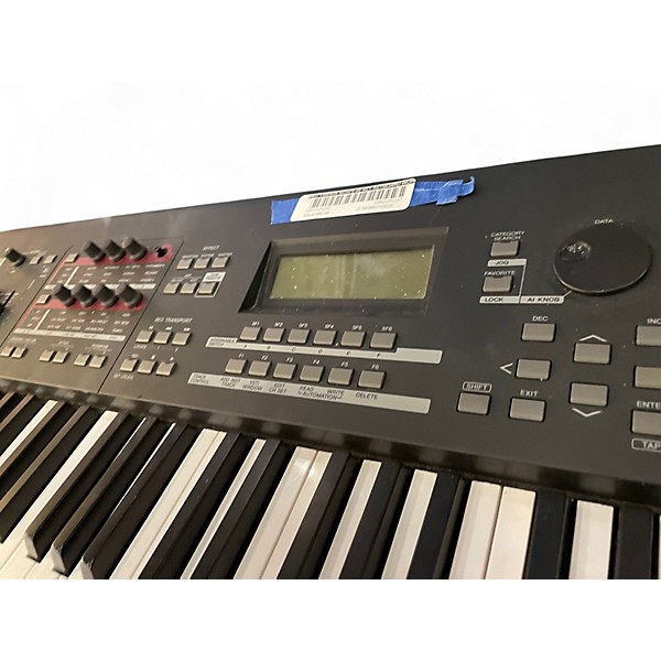 Used Yamaha MOXF6 88 Key Keyboard Workstation