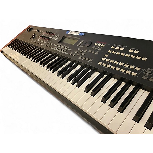Used Yamaha MOXF6 88 Key Keyboard Workstation