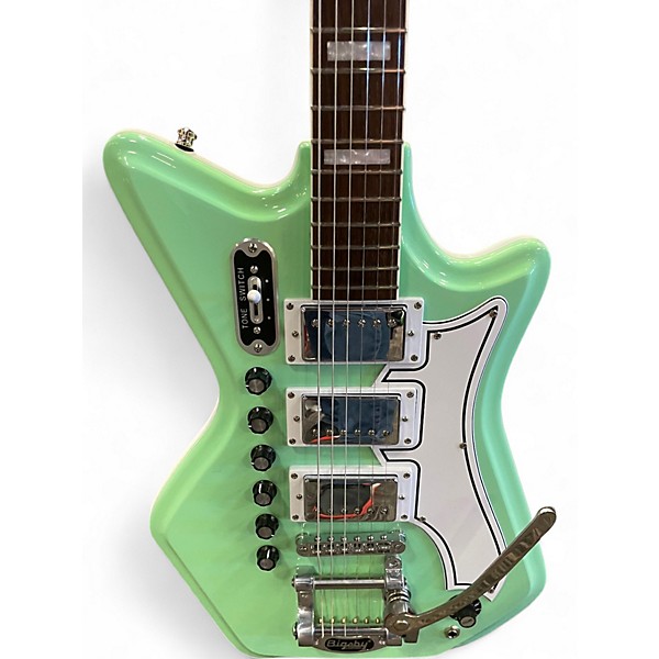 Used Airline 3-Pickup Deluxe Res-O-Glass Seafoam Green Solid Body Electric Guitar