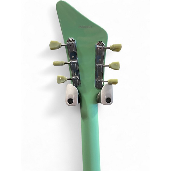 Used Airline 3-Pickup Deluxe Res-O-Glass Seafoam Green Solid Body Electric Guitar