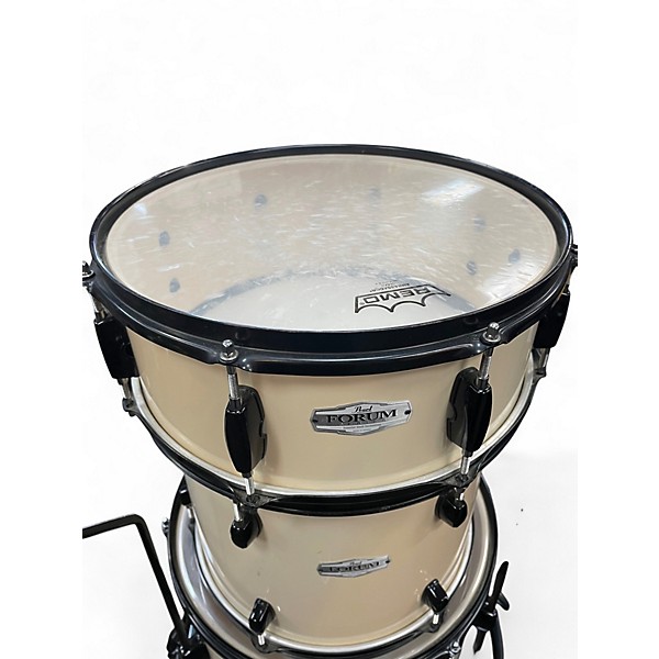 Used Pearl 4 Piece Forum Cream Drum Kit