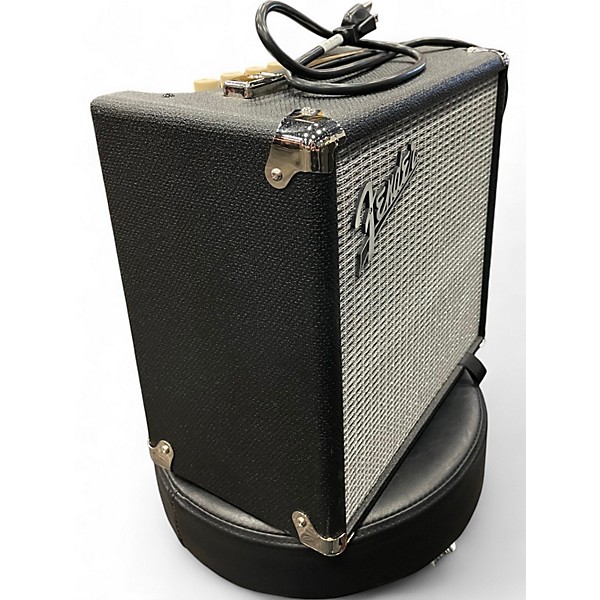 Used Fender Rumble 15 15W 1X8 Bass Combo Amp
