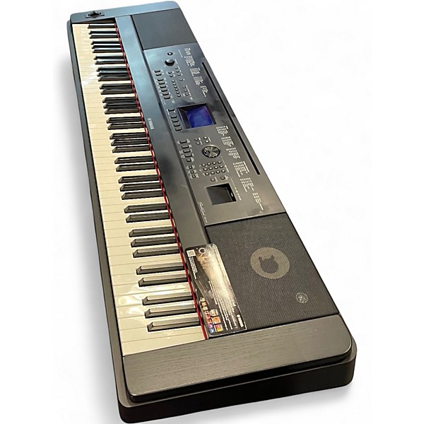 Used Yamaha DGX660 Portable Keyboard