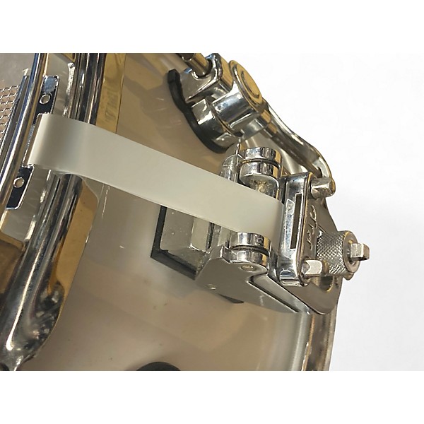 Used DW 13X7 Performance Series Snare ICE WHITE Drum