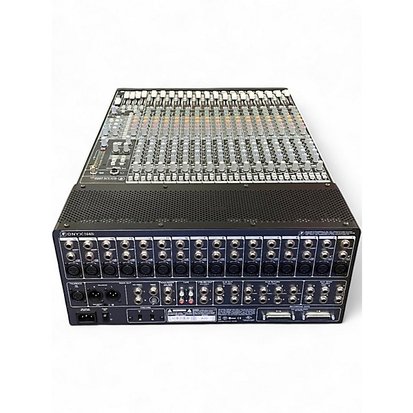 Used Mackie 1640I Powered Mixer