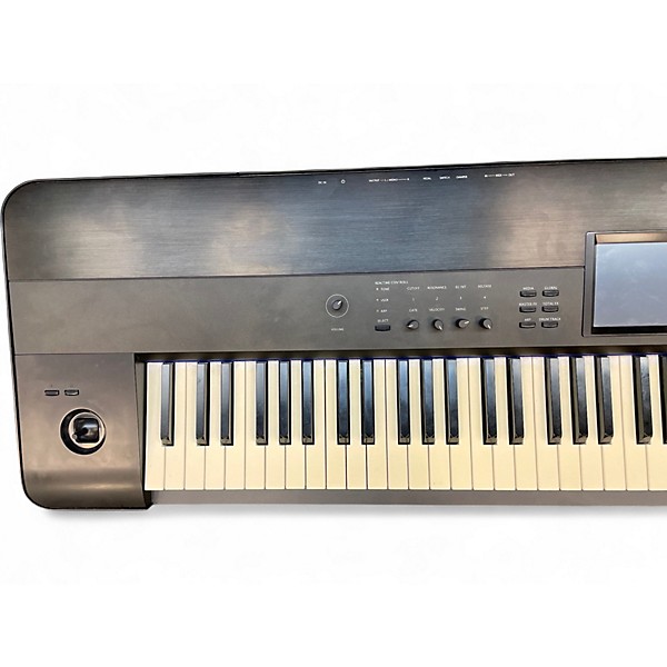 Used KORG Krome 88 Key Keyboard Workstation