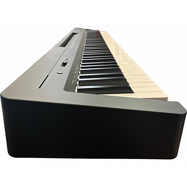Used Yamaha p143b