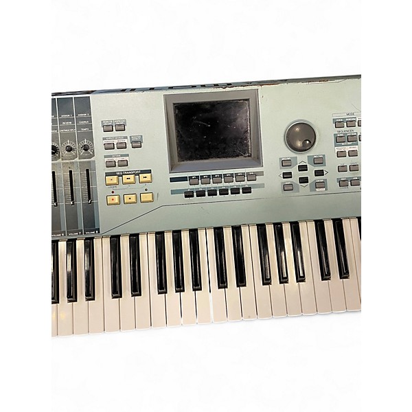Used Yamaha Motif XS6 61 Key Keyboard Workstation