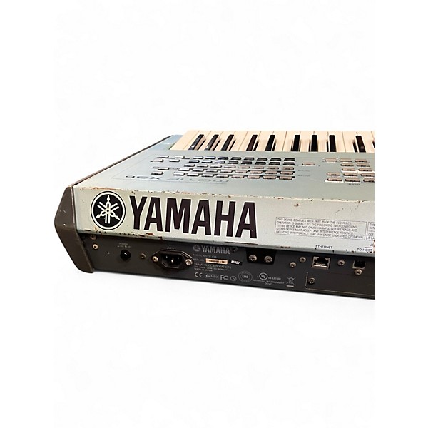 Used Yamaha Motif XS6 61 Key Keyboard Workstation
