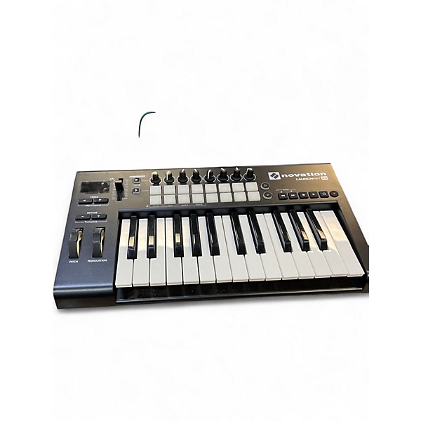Used Novation Launchkey 25 Key MIDI Controller
