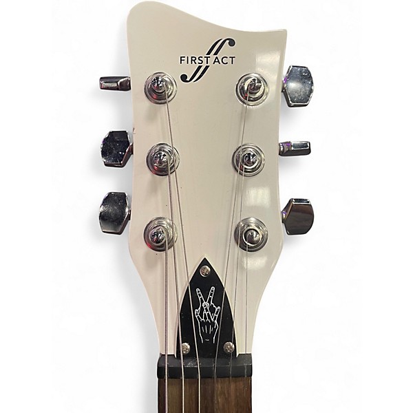 Used First Act Garage Master Volkswagon White Solid Body Electric Guitar