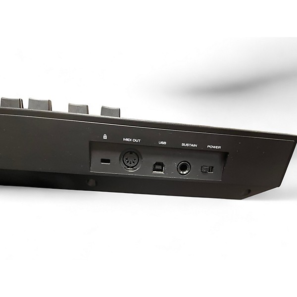 Used M-Audio Oxygen 61 Key MIDI Controller