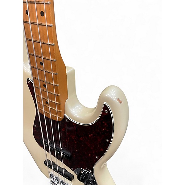 Used Fender Player Plus Active Jazz Bass Pearl White Electric Bass Guitar