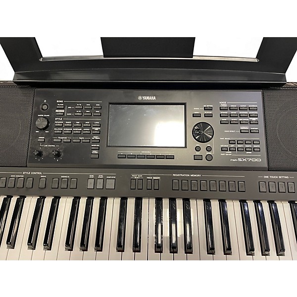 Used Yamaha PSR-SX700 Portable Keyboard