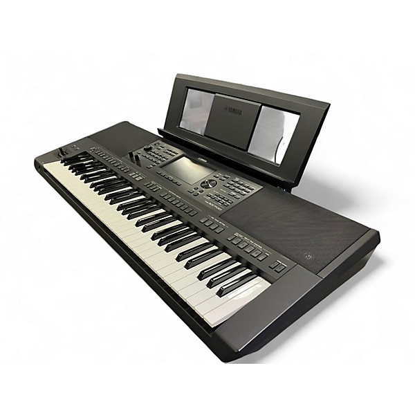 Used Yamaha PSR-SX700 Portable Keyboard