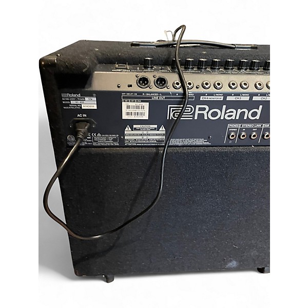 Used Roland kc600 Keyboard Amp