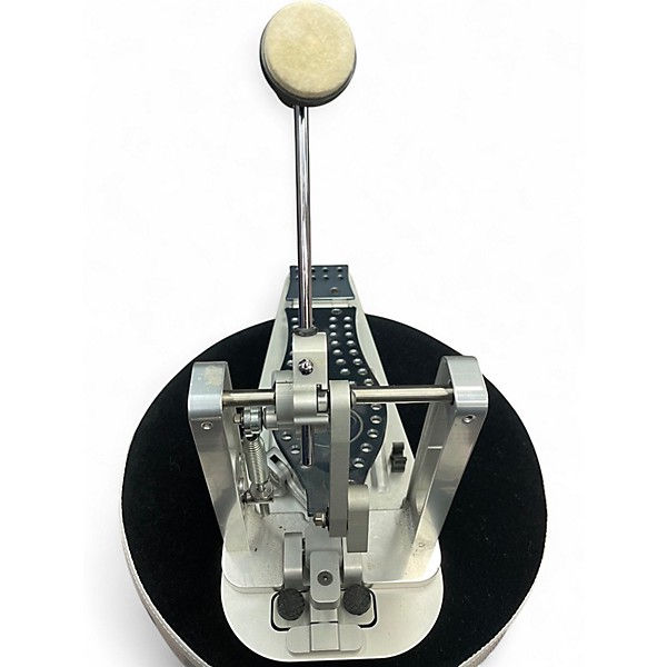 Used DW DWCPMCDXF MFG SINGLE PEDAL Single Bass Drum Pedal