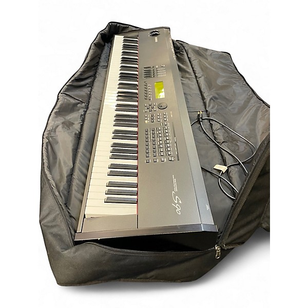 Used Yamaha S90XS 88 Key Synthesizer