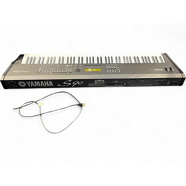 Used Yamaha S90XS 88 Key Synthesizer