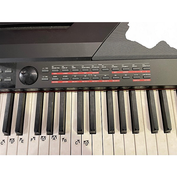 Used Medeli SP4200 Keyboard Workstation